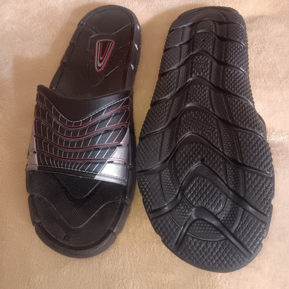 Men's size 11.5, Champion slides - Picture 3 of 3